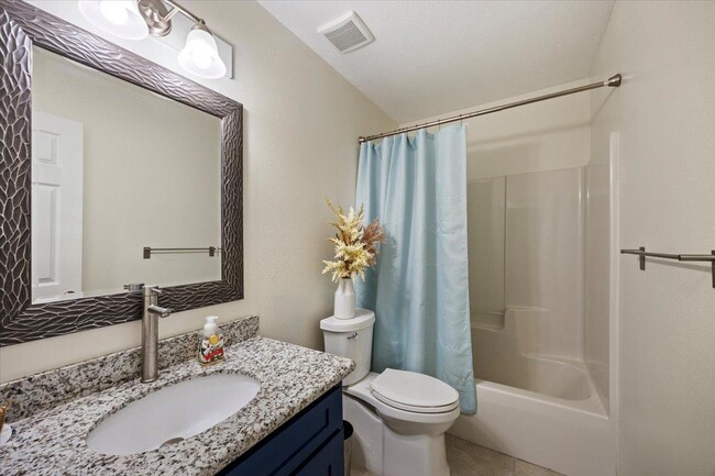 Building Photo - 8665 El Paseo St