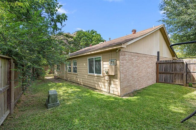 Building Photo - 19307 Gladewater Ct