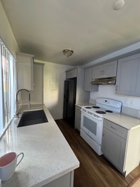 Building Photo - 23244 Orange Ave