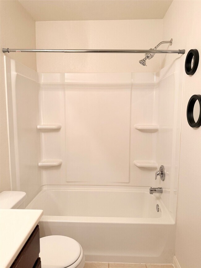 Building Photo - 22418 Threefold Ridge Dr