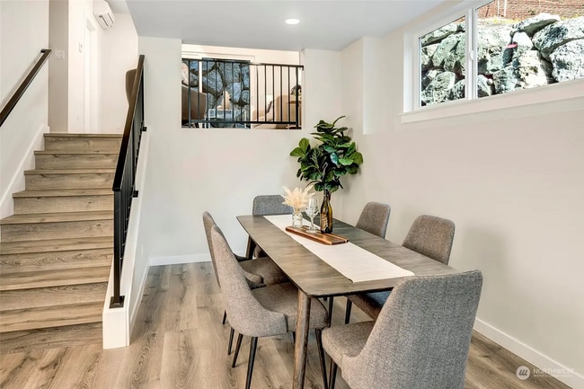 Building Photo - 17347 90th Dr NE