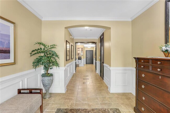 Building Photo - 2300 Peachford Rd