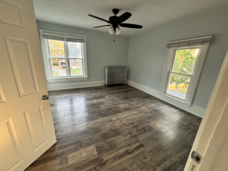 Building Photo - 438 Villa St