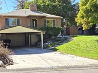 Building Photo - 2576 E Wren Rd