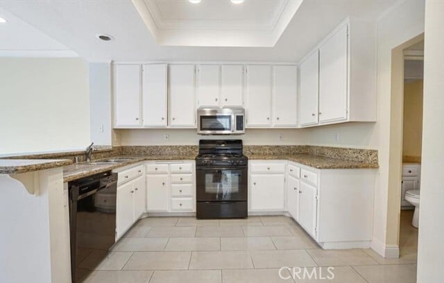 Building Photo - 6011 E Queens Dr