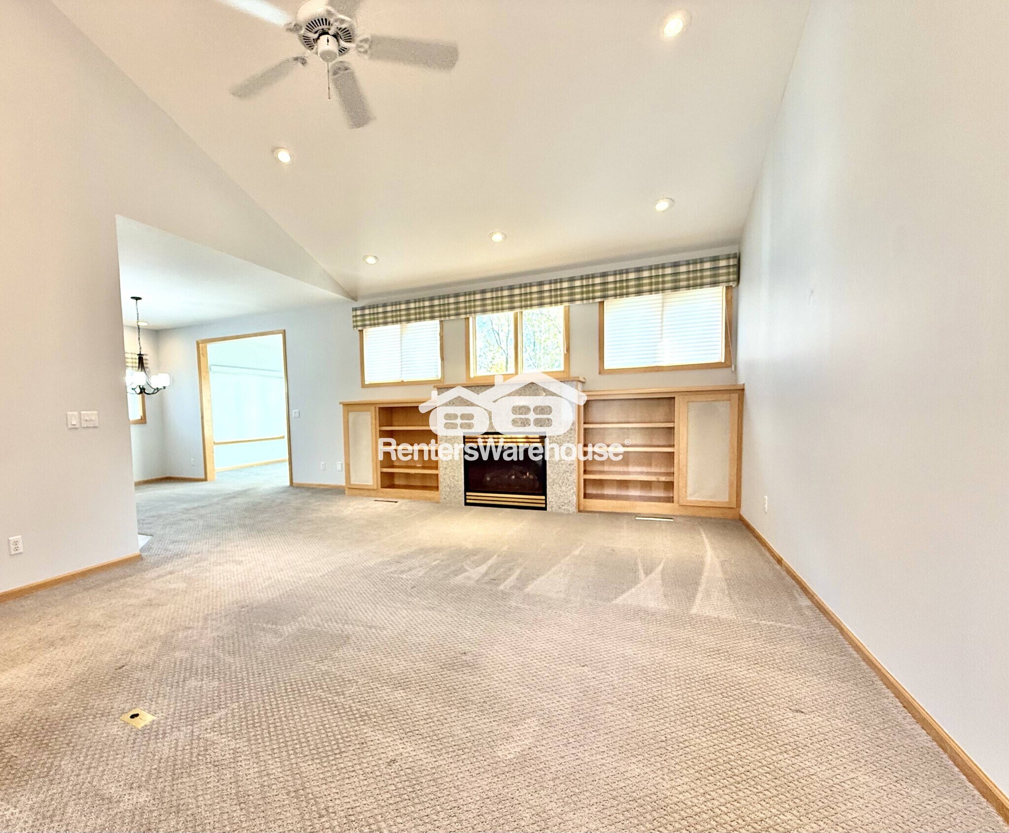Building Photo - 9536 Windflower Pl N