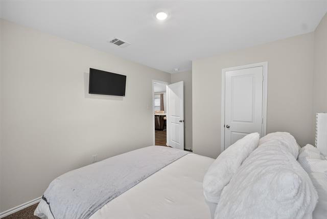 Building Photo - 2127 Ocelot St