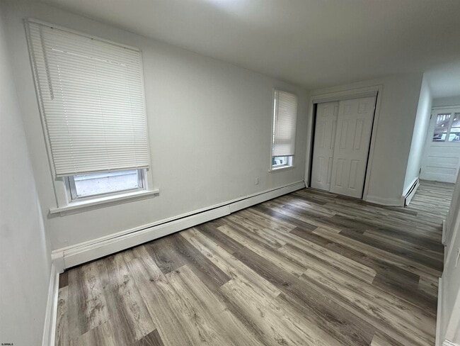 Building Photo - 16 S Washington Ave