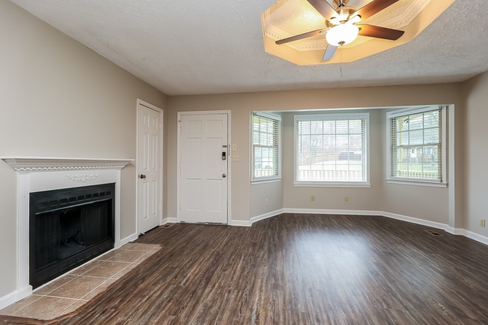 Building Photo - 511 Buffalo Trail