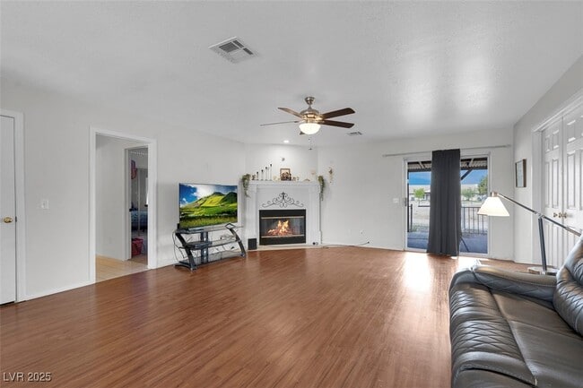 Building Photo - 1800 Red Rock Dr