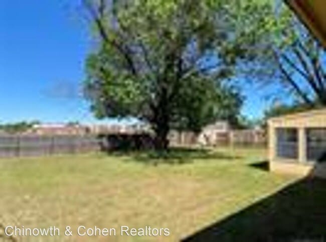 Building Photo - 3 br, 1 bath House - 3224 S 121st E Ave