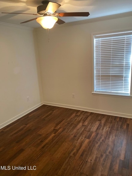 Building Photo - 209 Cherrybark Ln