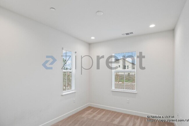 Building Photo - 4203 Randa Wy