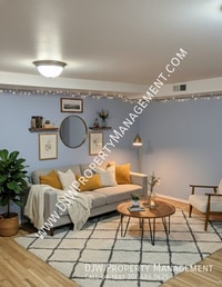 Building Photo - 1914 S Owyhee St