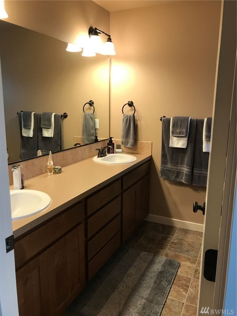 Building Photo - 3532 Hepburn St NE