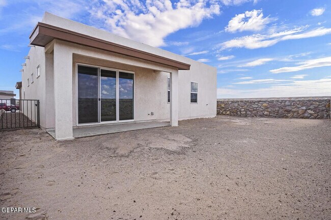 Building Photo - 1416 Harlan Pt