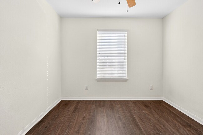 Building Photo - 308 Yearwood Ln