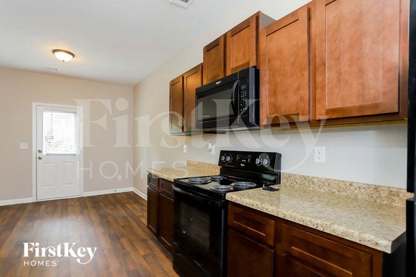 Building Photo - 10934 Wheeler Trce