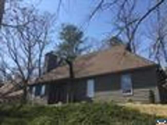 Building Photo - Short Term Furnished House