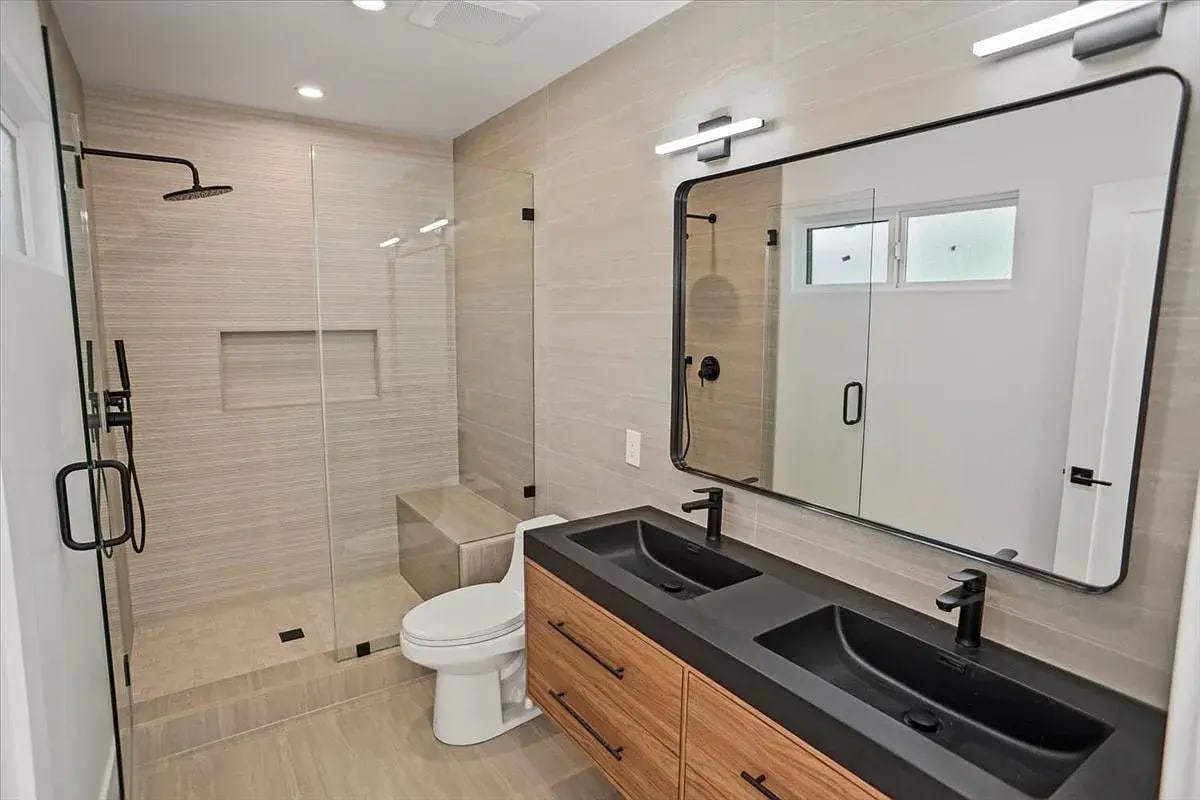 Building Photo - 21330 Lemarsh St