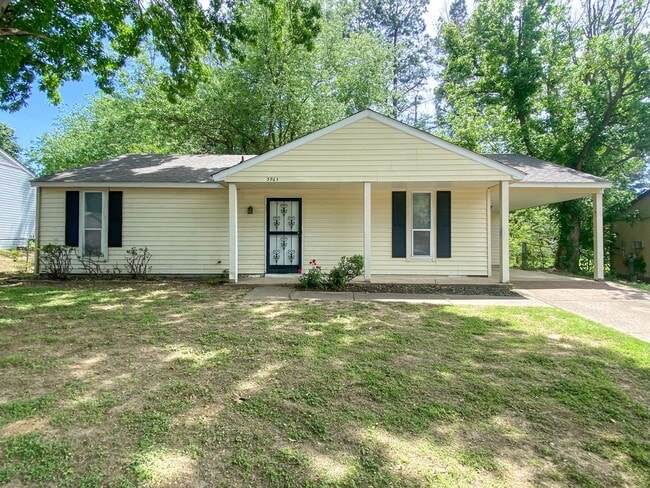 Primary Photo - 3 bedroom 2 bathroom near Ramill and St Elmo