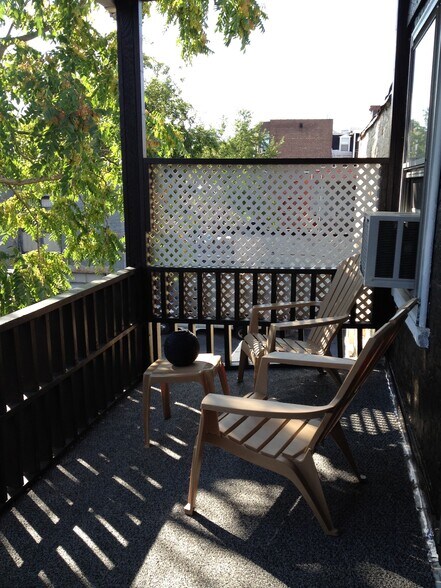 Building Photo - 376 Madison Ave