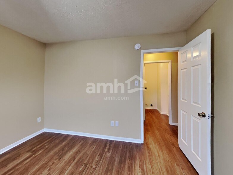 Building Photo - 31306 Perlican Dr