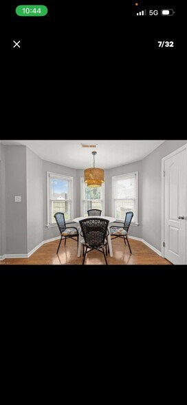 Building Photo - 181 Golden Maple Dr