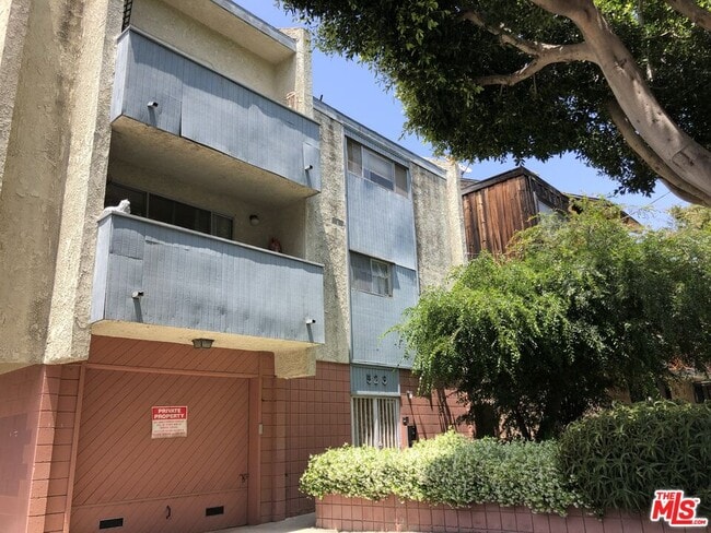 Building Photo - 523 Ashland Ave