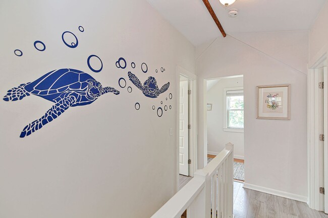 Building Photo - WINTER RENTAL: Changes In Latitude (Dogs Welcome!)
