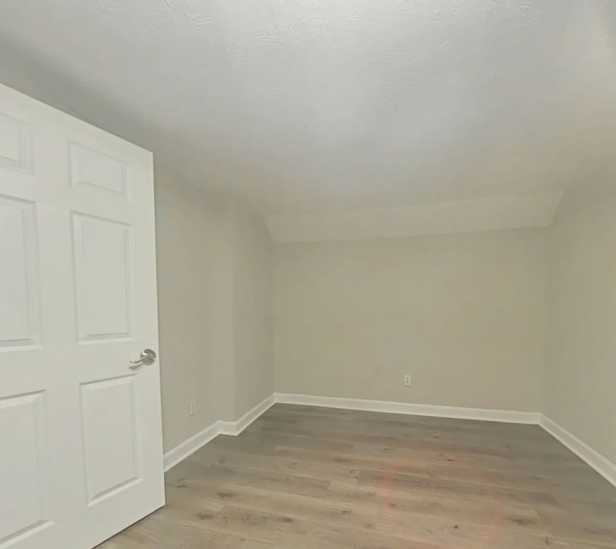 Building Photo - 249 Laurel Ave SW