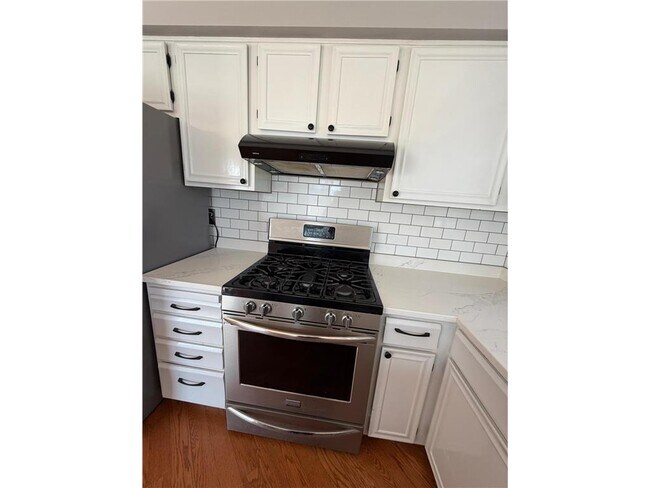 Building Photo - 11941 69th Ave N