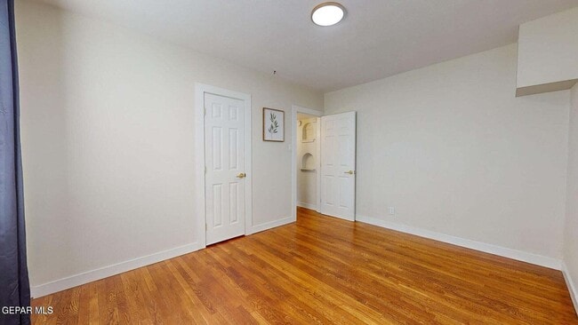 Building Photo - 3420 Harrison Ave