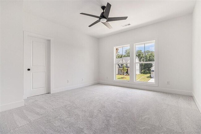 Building Photo - 7043 Foundry Dr