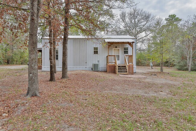 Building Photo - 10552 FM Rd 2432