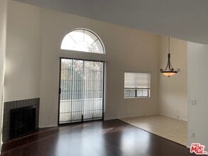 Building Photo - 4353 Coldwater Canyon Ave
