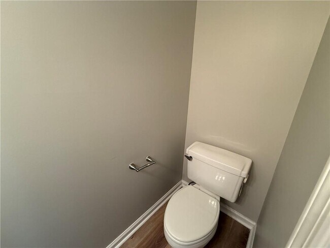 Building Photo - 979 Sugar Crossing Ln