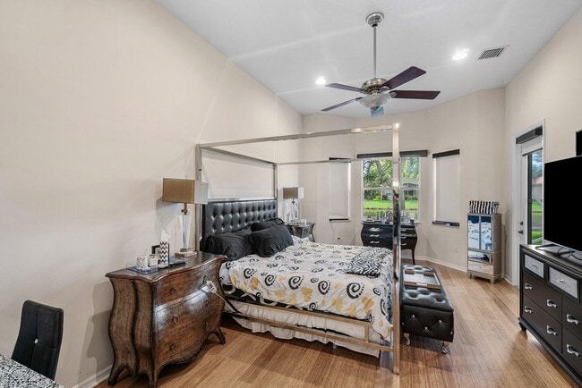 Building Photo - 12196 Landrum Way