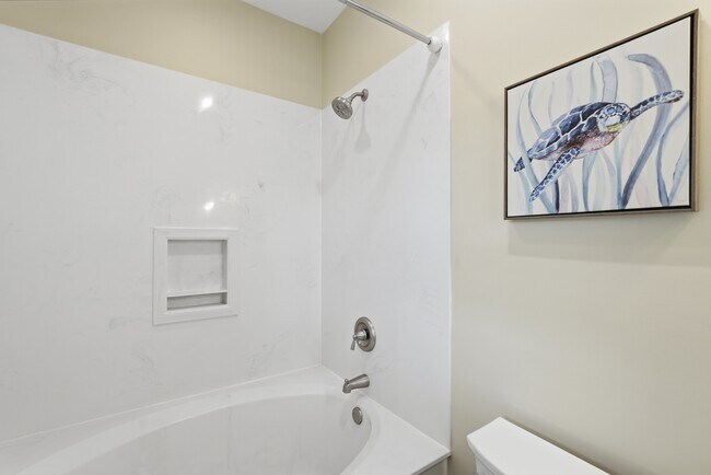 Building Photo - Prime Coastal Location!