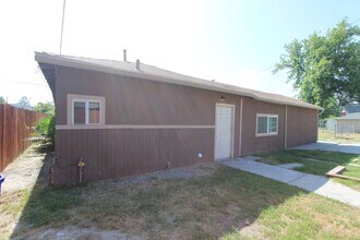 Building Photo - RV T 6951