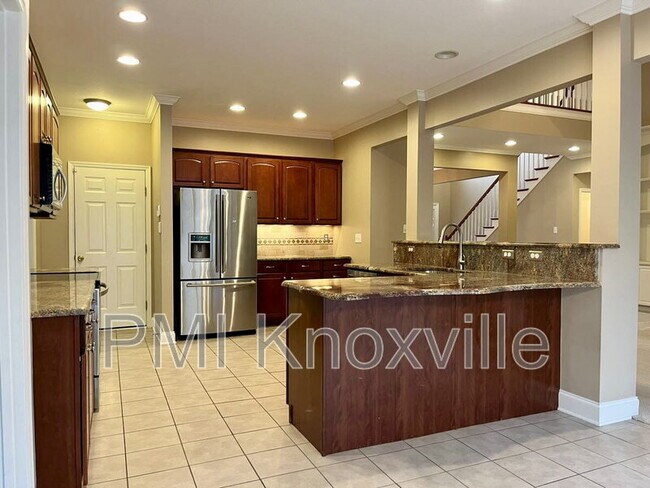 Building Photo - 4601 Ivy Rose Dr