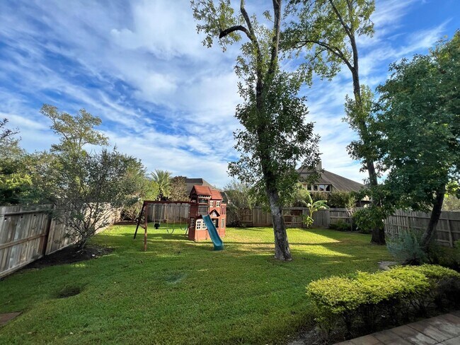 Building Photo - 7007 Fall Creek Ln