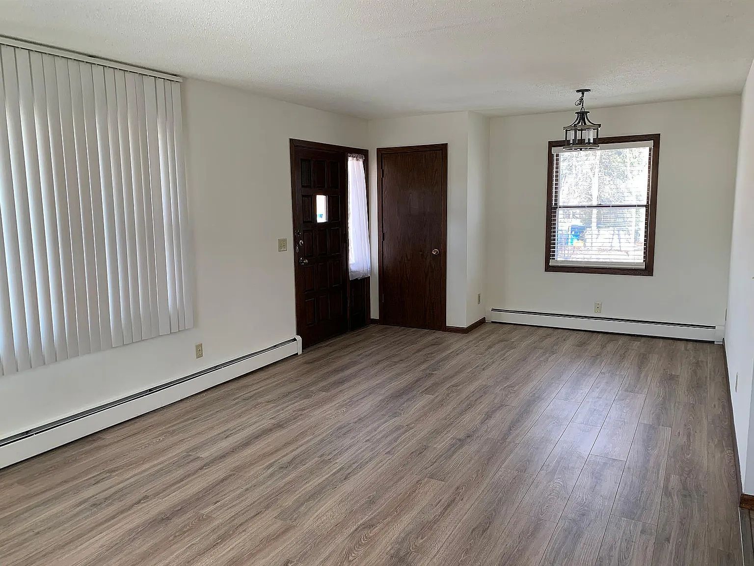 Building Photo - 4687 3rd St NE