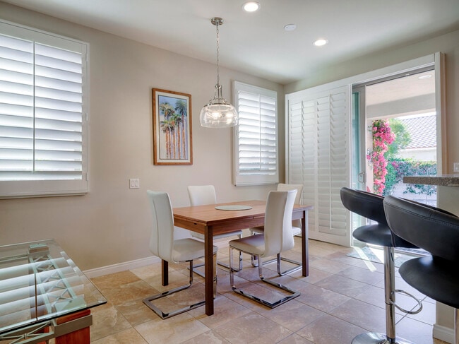 Building Photo - 80113 Avenida Linda Vista