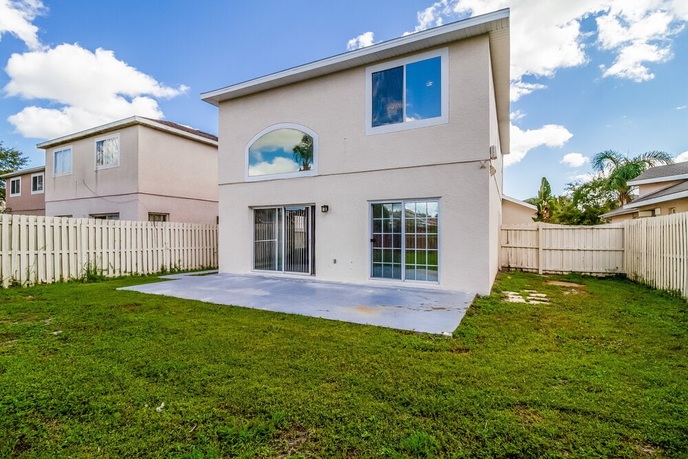 Building Photo - 2034 Meadow Pond Way