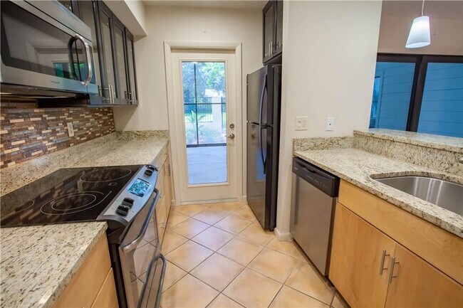 Building Photo - Winter Park Townhome