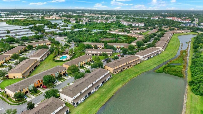 Building Photo - 2630 Edgewater Falls Dr