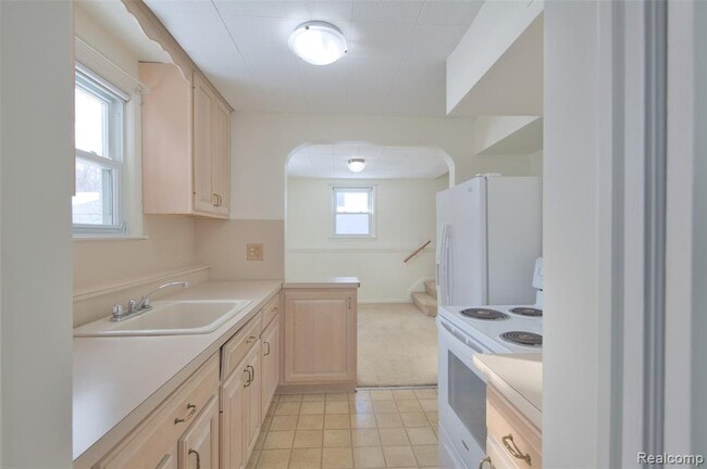 Building Photo - 9249 Whitall Ln