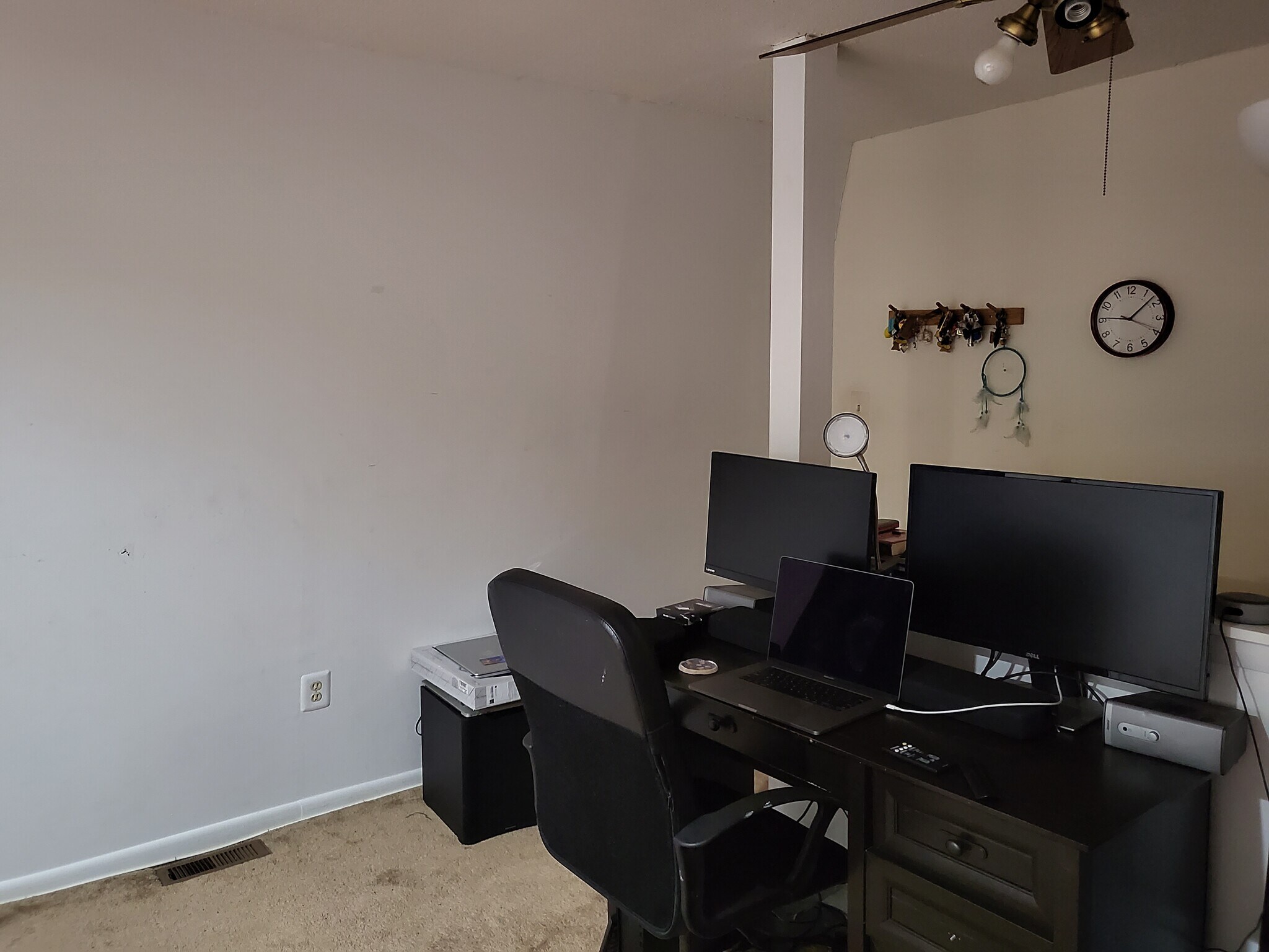 Loft - 176 Thoreau Dr
