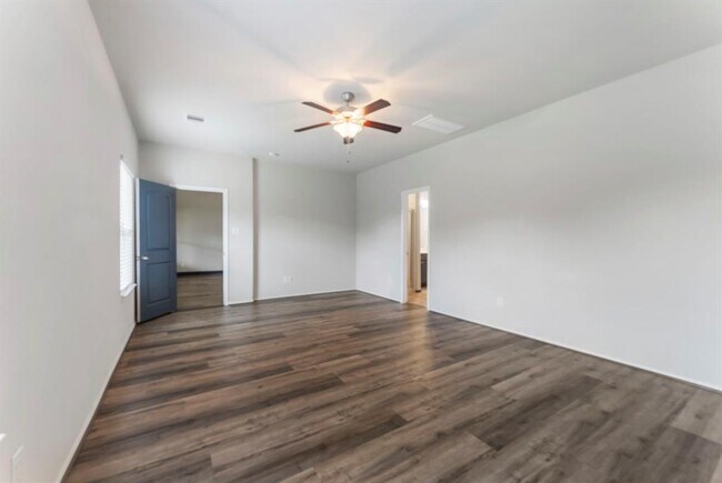 Building Photo - 24331 Ravenna Landing Loop
